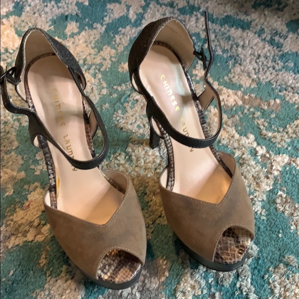 Chinese Laundry heels - Picture 2 of 4